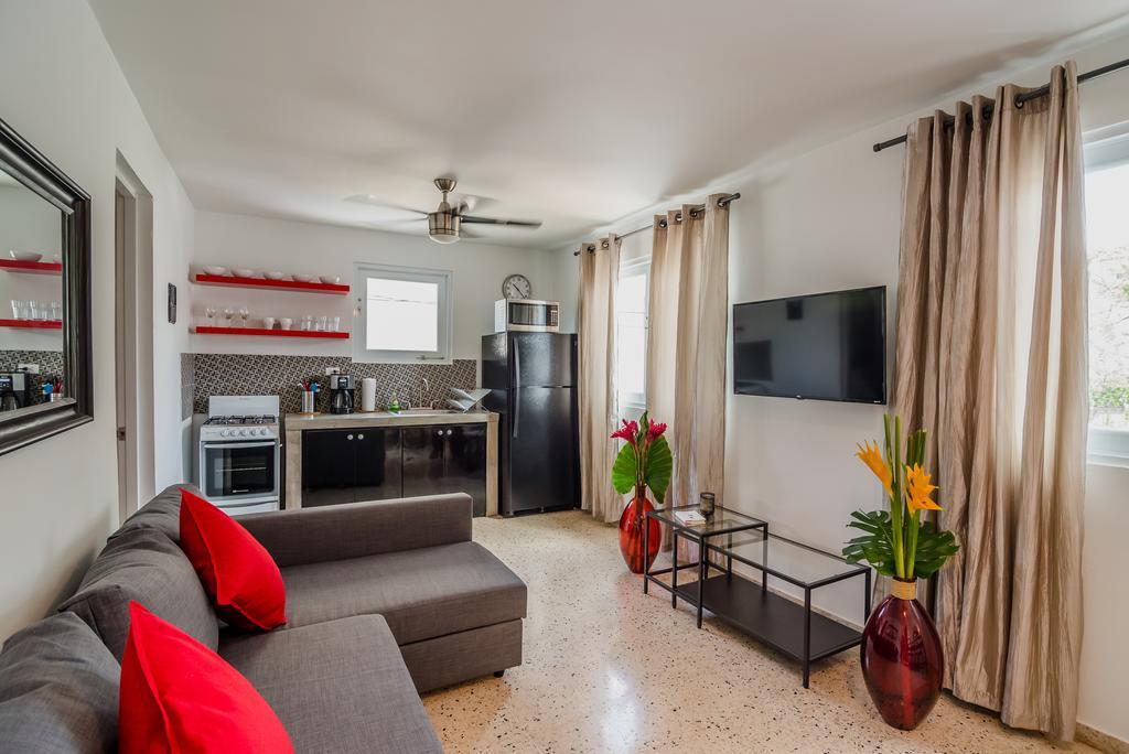 Isla Verde Guest House San Juan Exterior photo